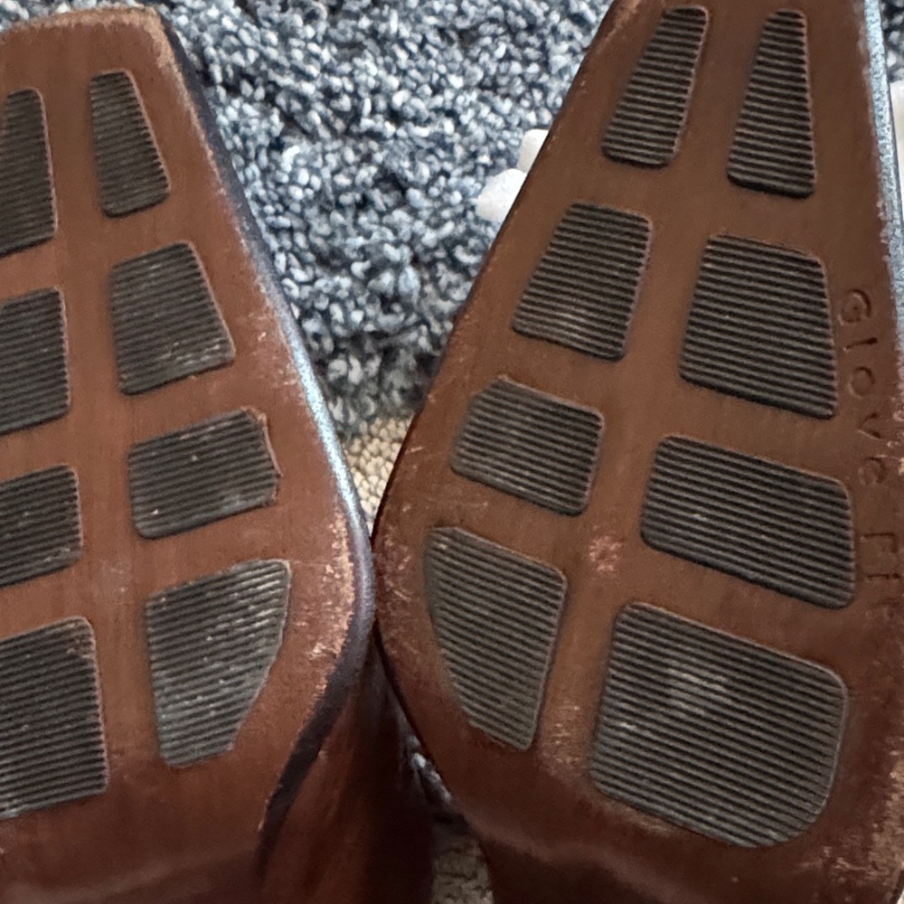 Antonio Melani Embossed Brown Leather Mules - Picture 7 of 8